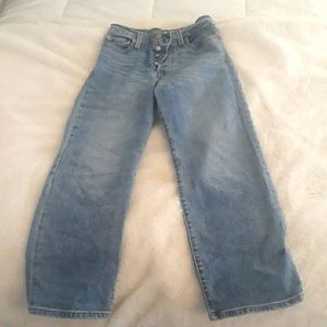 Like new Levi's ribcage straight leg high waisted jeans